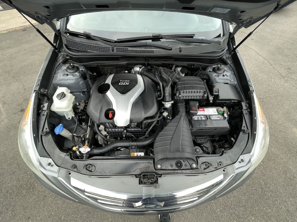 Hyundai Sonata SE 2.0L TGDI 2014 Hyundai Sonata SE 2.0L TGDI 2014