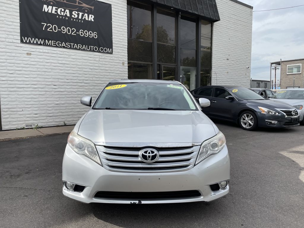 Toyota Avalon Base 2011 Toyota Avalon Base 2011