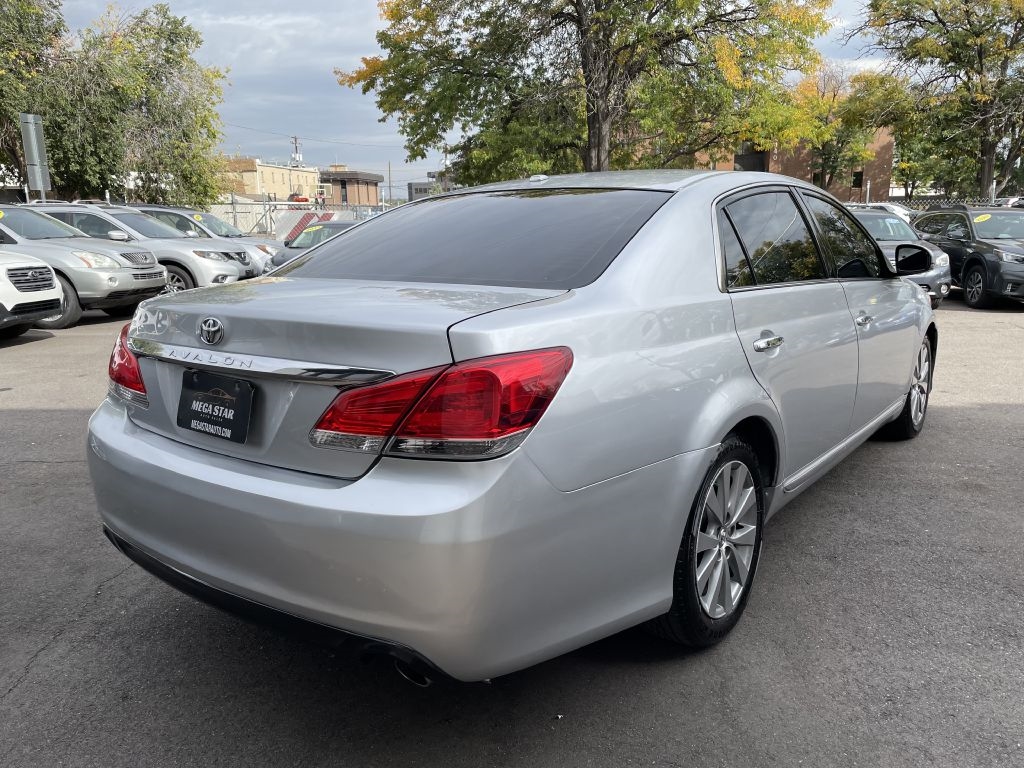 Toyota Avalon Base 2011 Toyota Avalon Base 2011