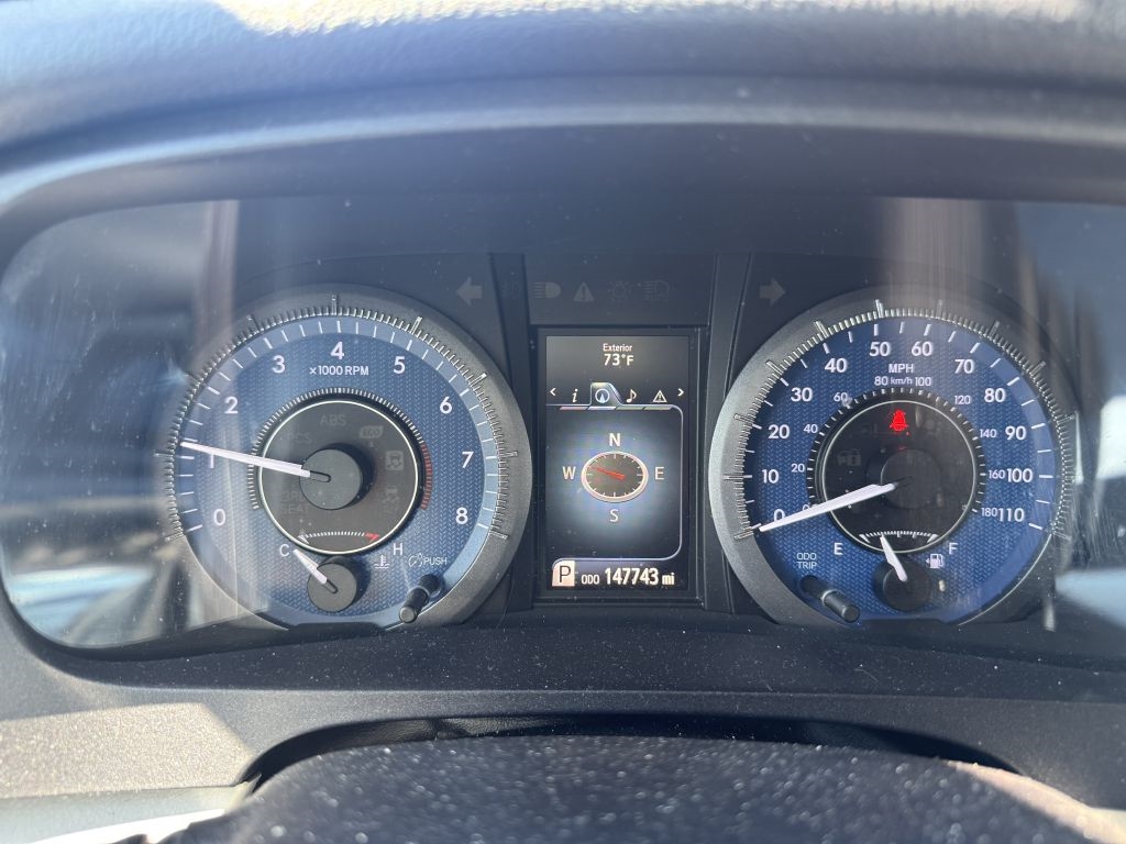 Toyota Sienna XLE FWD 8-Passenger V6 2016 Toyota Sienna XLE FWD 8-Passenger V6 2016