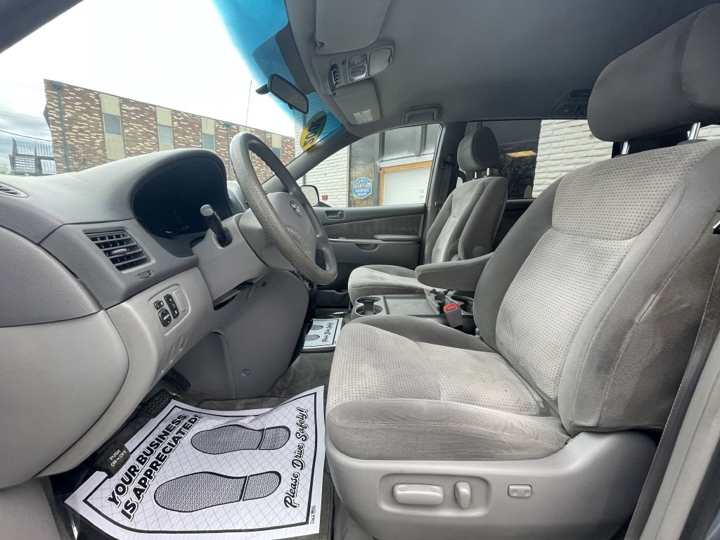 Toyota Sienna CE FWD 7-Passenger 2008 Toyota Sienna CE FWD 7-Passenger 2008