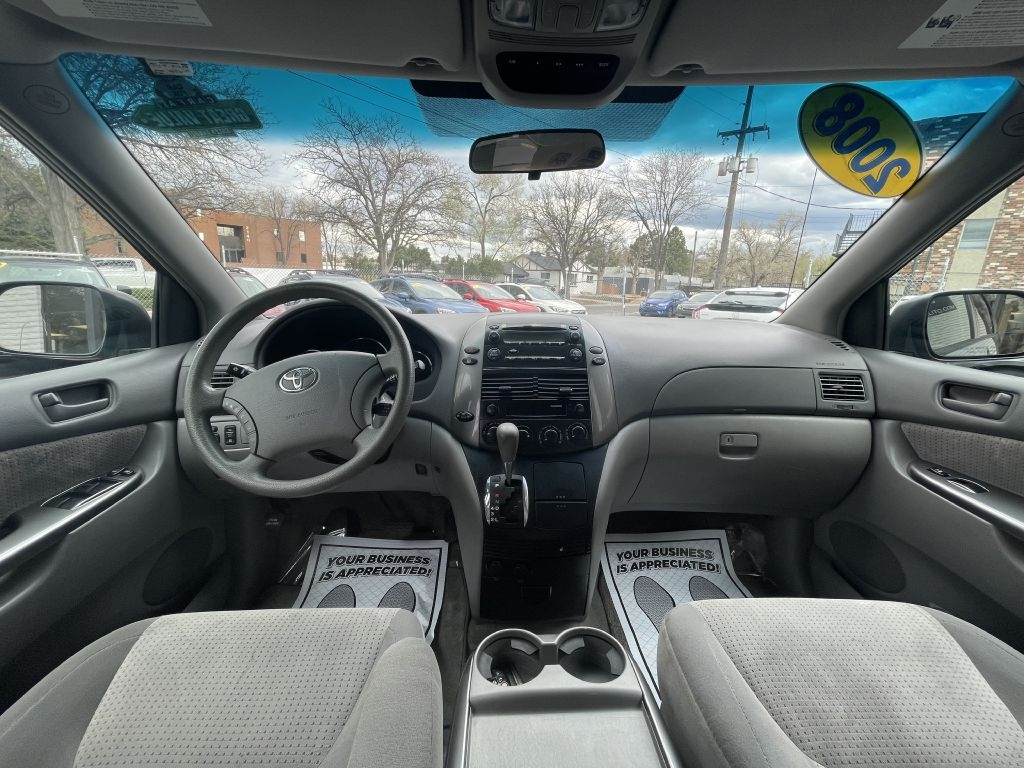 Toyota Sienna CE FWD 7-Passenger 2008 Toyota Sienna CE FWD 7-Passenger 2008