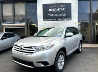 Toyota Highlander Base 4WD 2012 Toyota Highlander Base 4WD 2012