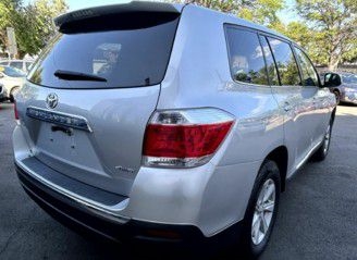 Toyota Highlander Base 4WD 2012 Toyota Highlander Base 4WD 2012