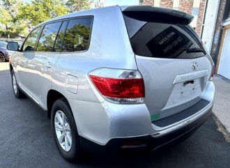 Toyota Highlander Base 4WD 2012 Toyota Highlander Base 4WD 2012