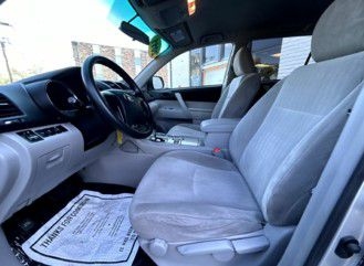 Toyota Highlander Base 4WD 2012 Toyota Highlander Base 4WD 2012