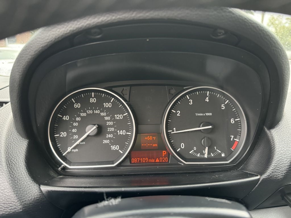 BMW 1-Series 128i Convertible 2008 BMW 1-Series 128i Convertible 2008