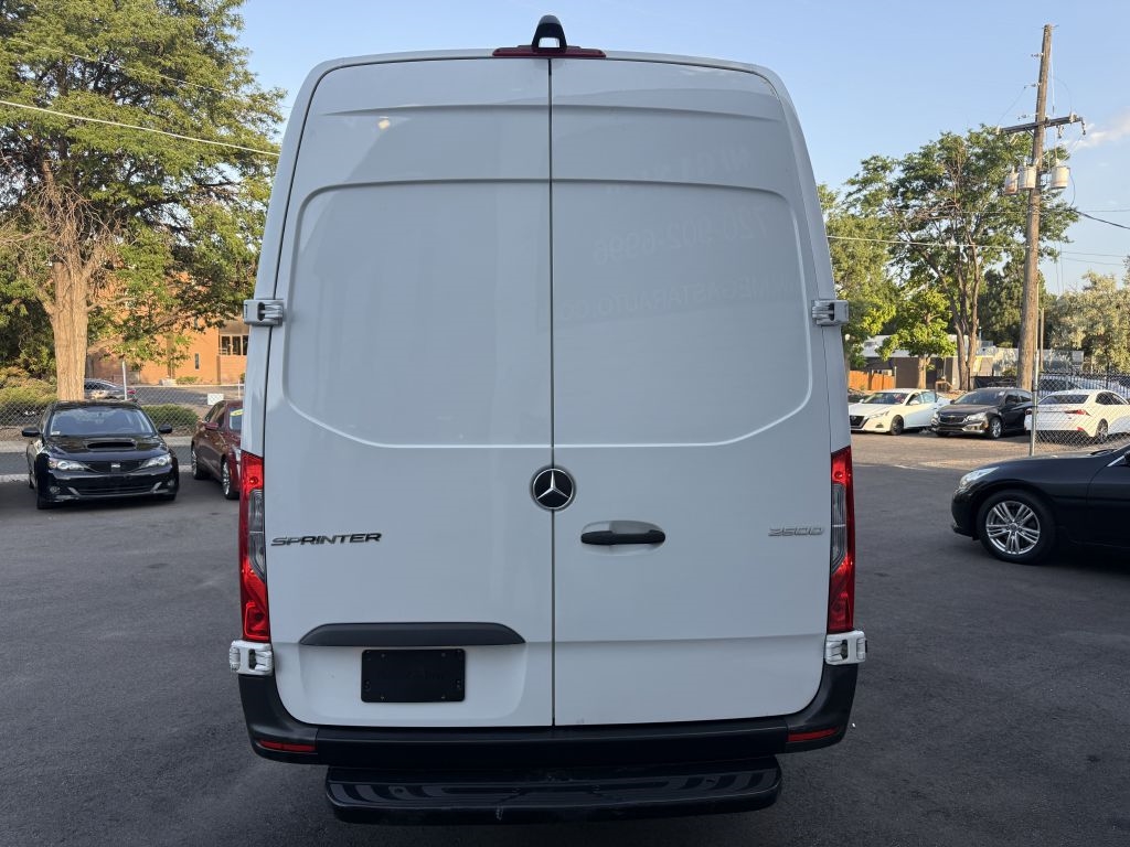 Mercedes-Benz Sprinter 2500 170-in. WB 2021 Mercedes-Benz Sprinter 2500 170-in. WB 2021