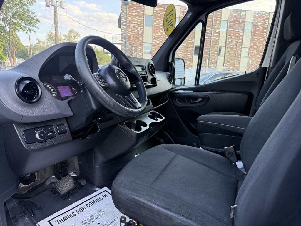 Mercedes-Benz Sprinter 2500 170-in. WB 2021 Mercedes-Benz Sprinter 2500 170-in. WB 2021