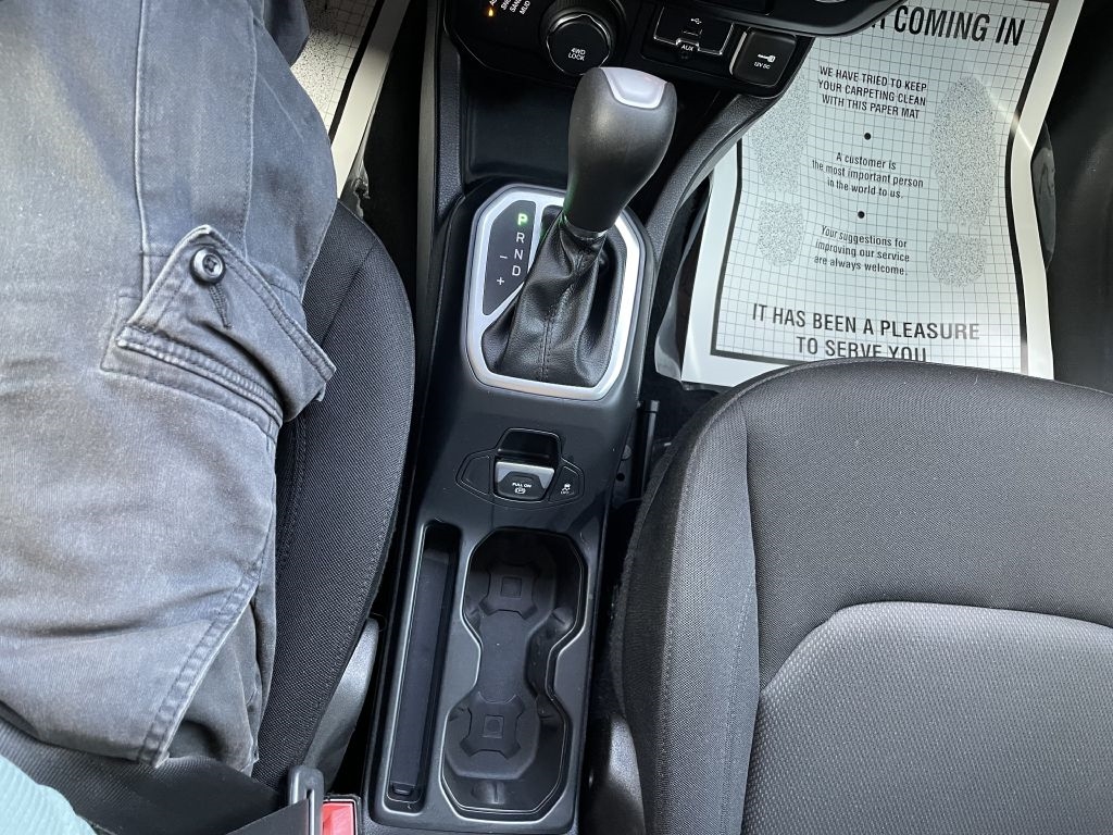 Jeep Renegade Sport 4WD 2018 Jeep Renegade Sport 4WD 2018