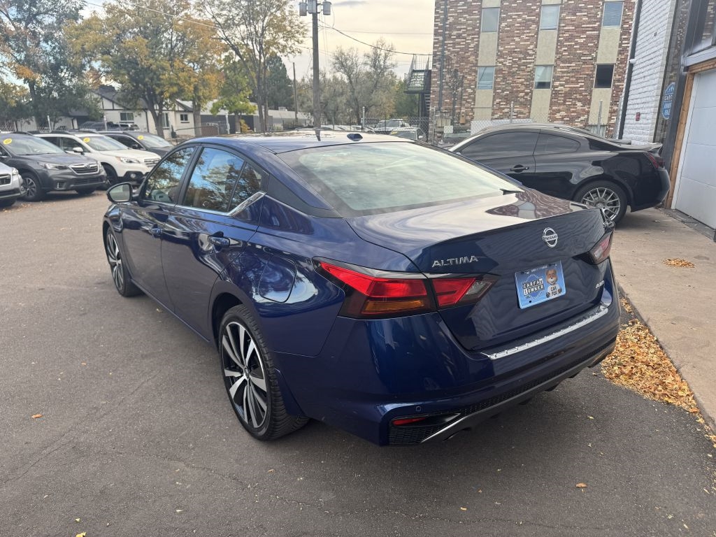 Nissan Altima 2.5 SR AWD 2021 Nissan Altima 2.5 SR AWD 2021