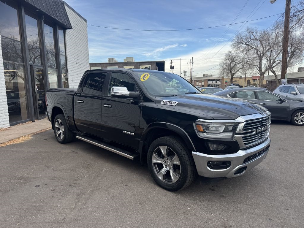 RAM 1500 Laramie Crew Cab SWB 4WD 2019
