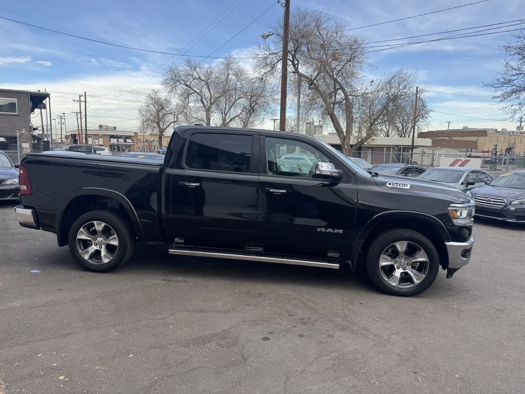 RAM 1500 Laramie Crew Cab SWB 4WD 2019