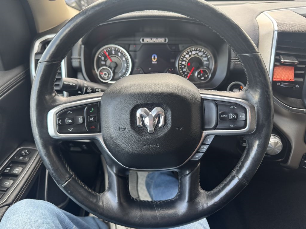 RAM 1500 Laramie Crew Cab SWB 4WD 2019