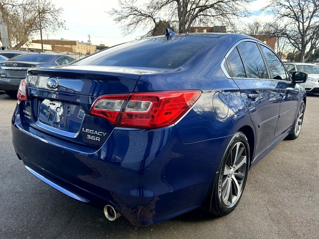 Subaru Legacy 3.6R Limited 2017