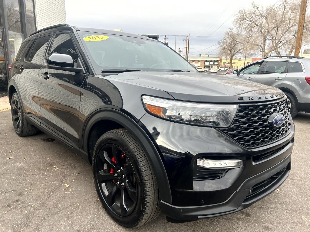 Ford Explorer ST AWD 2023