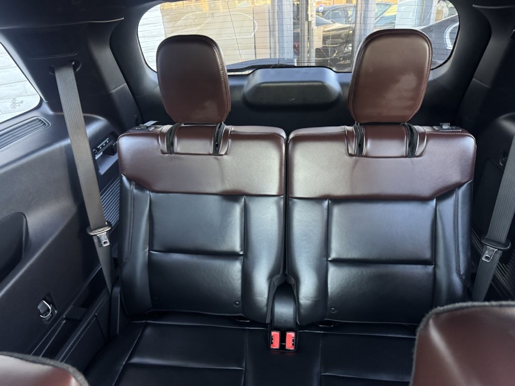 Ford Explorer Platinum AWD 2021