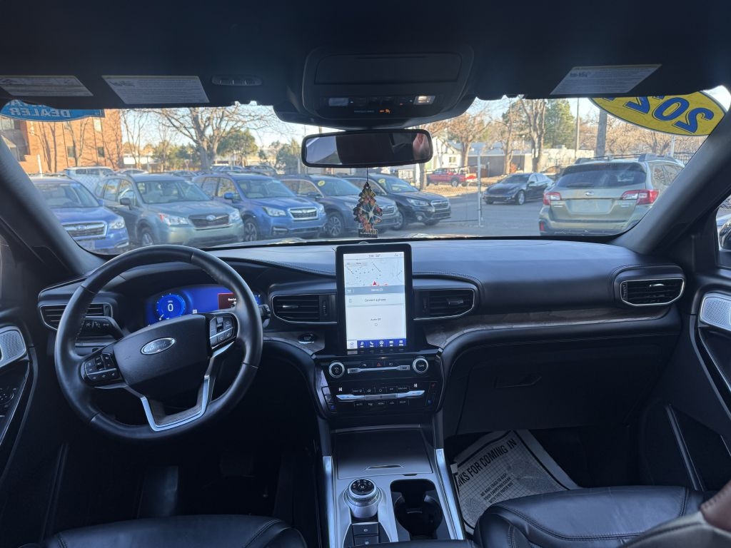 Ford Explorer Platinum AWD 2021