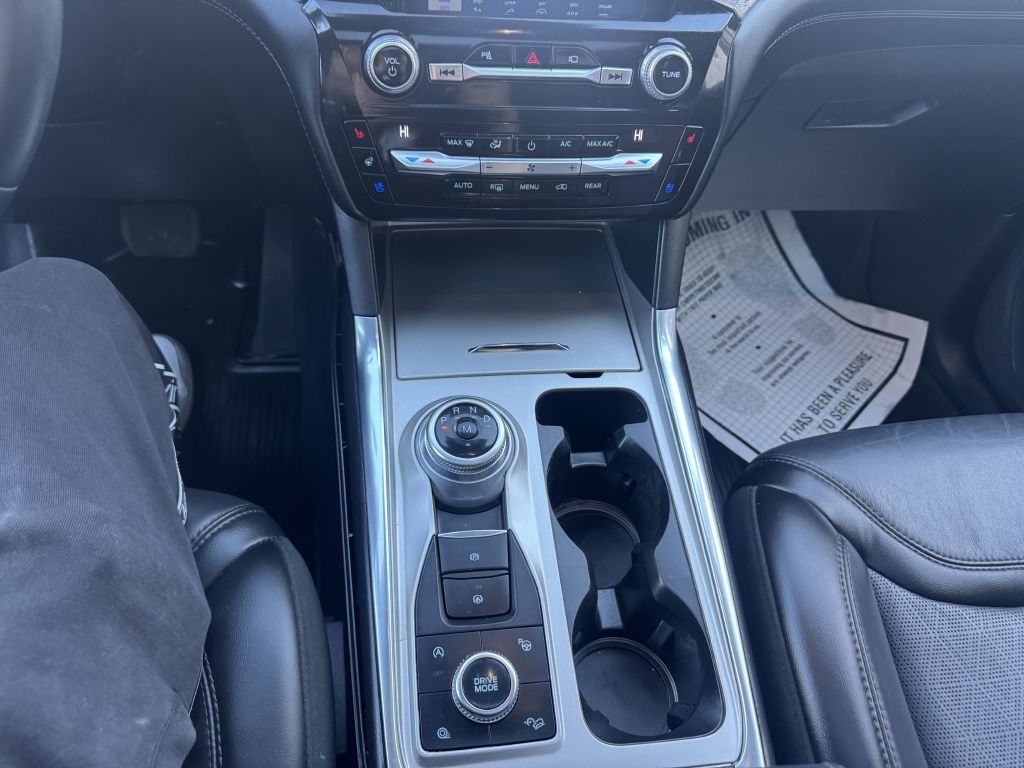 Ford Explorer Platinum AWD 2021