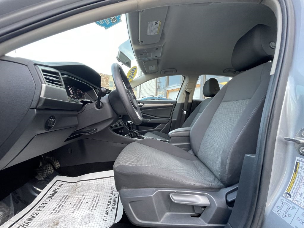 Volkswagen Jetta 1.4T S 8A 2019