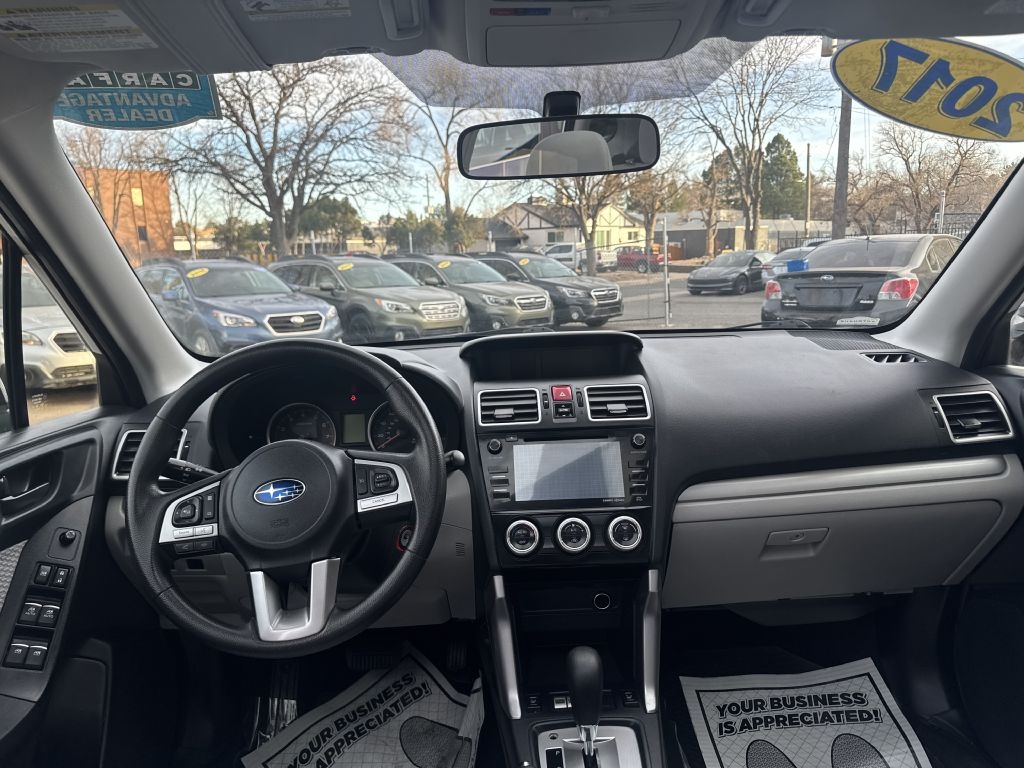 Subaru Forester 2.5i Premium PZEV CVT 2017