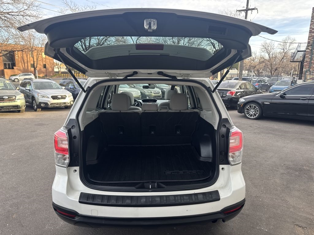 Subaru Forester 2.5i Premium PZEV CVT 2017