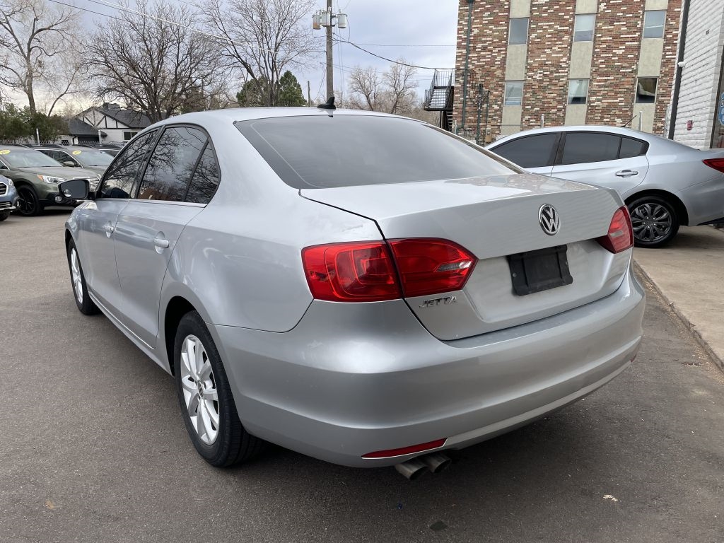 Volkswagen Jetta SE 2013