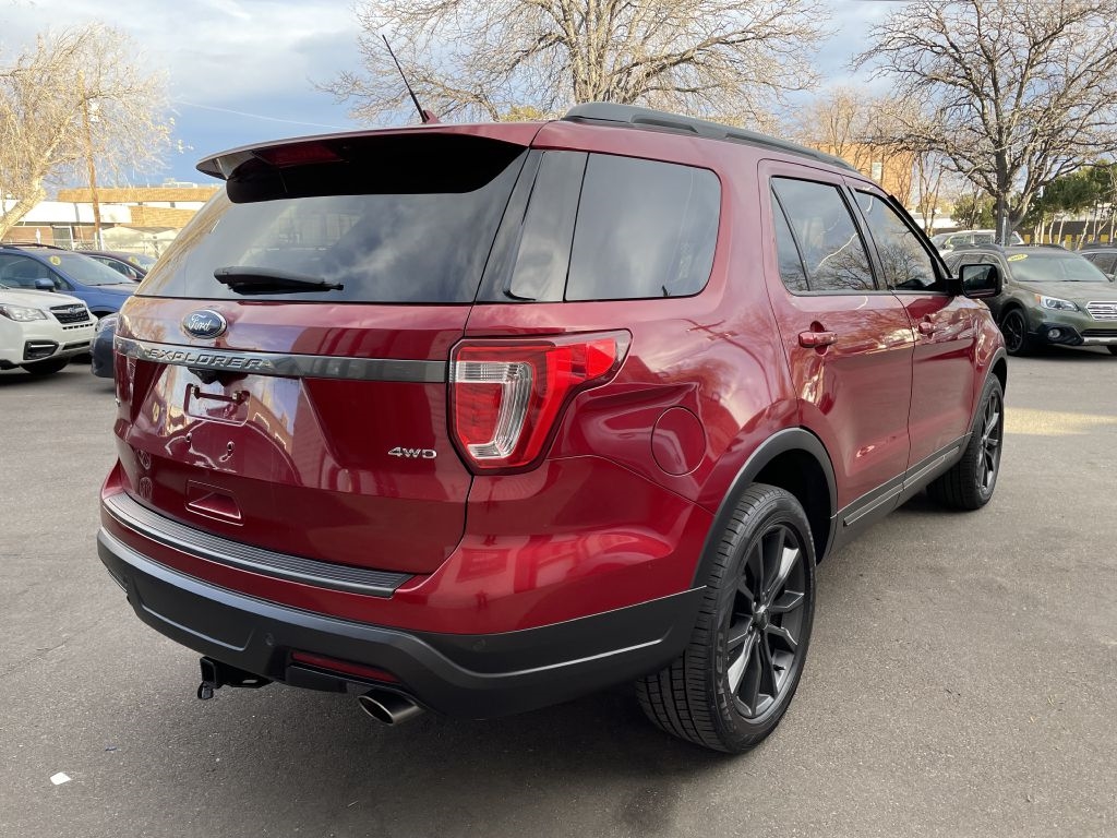 Ford Explorer XLT 4WD 2019