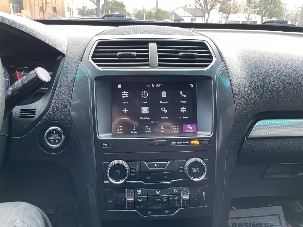 Ford Explorer XLT 4WD 2019