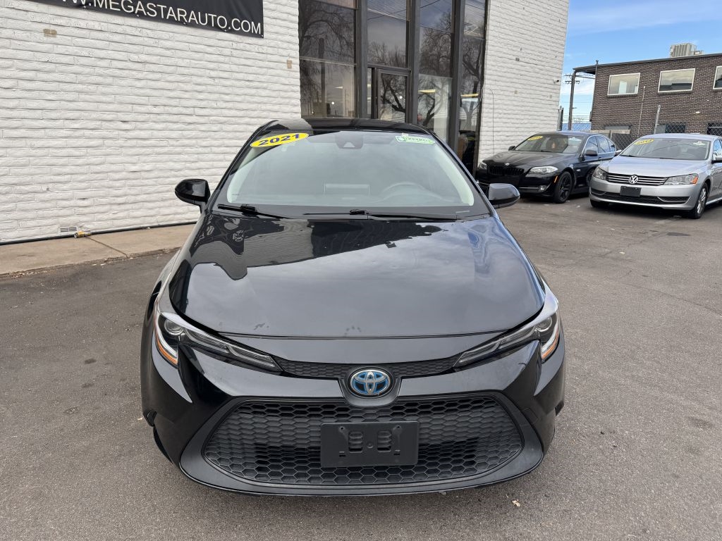 Toyota Corolla LE Hybrid 2021