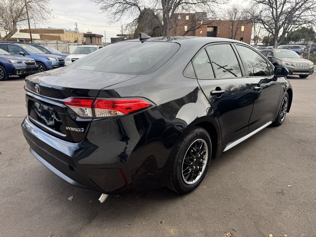 Toyota Corolla LE Hybrid 2021
