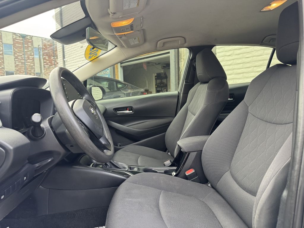 Toyota Corolla LE Hybrid 2021