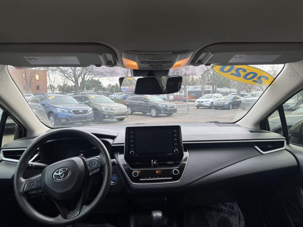 Toyota Corolla LE Hybrid 2021