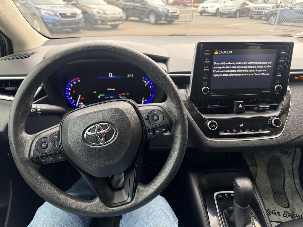 Toyota Corolla LE Hybrid 2021