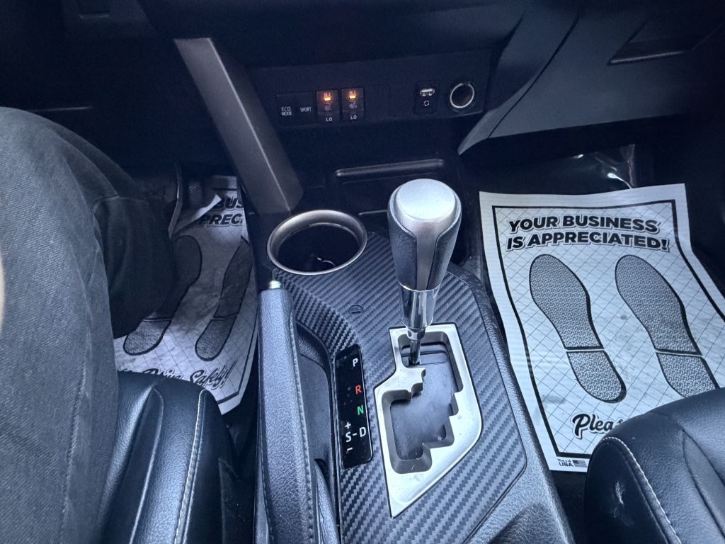 Toyota RAV4 Limited AWD 2014