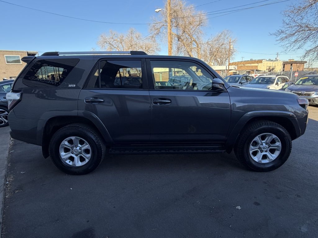 Toyota 4Runner SR5 Premium 4WD 2021