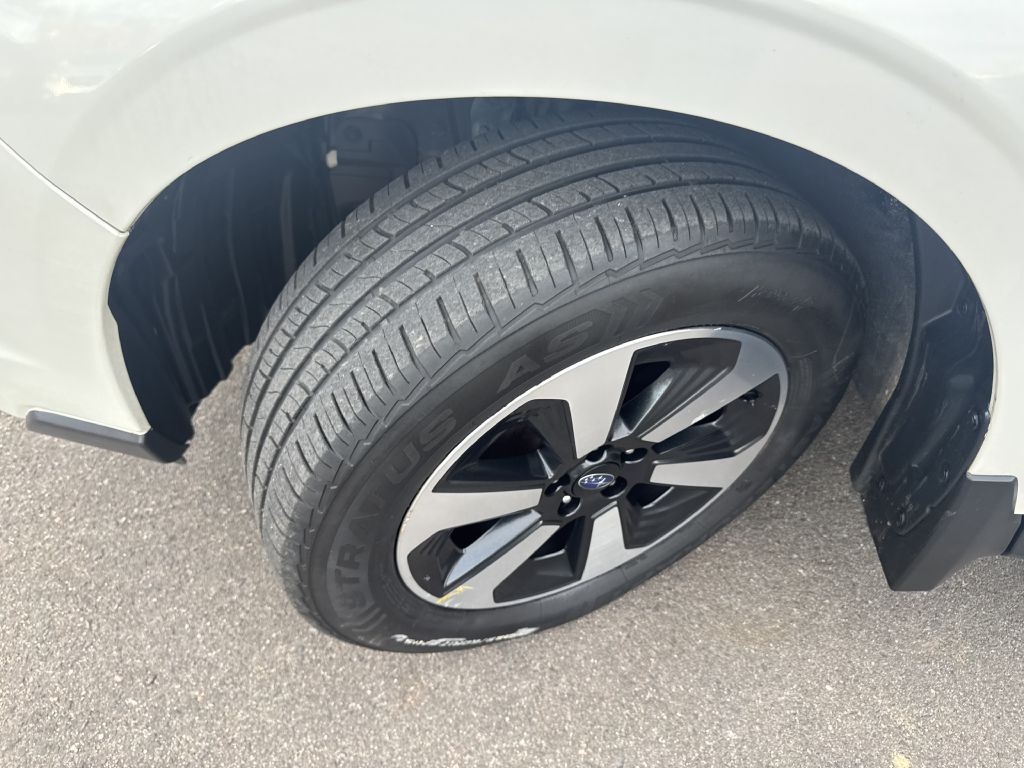 Subaru Forester 2.5i Premium PZEV CVT 2017