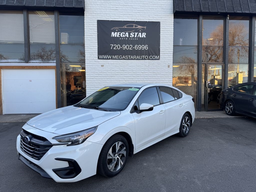 Subaru Legacy Premium 2025