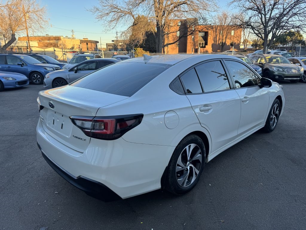 Subaru Legacy Premium 2025