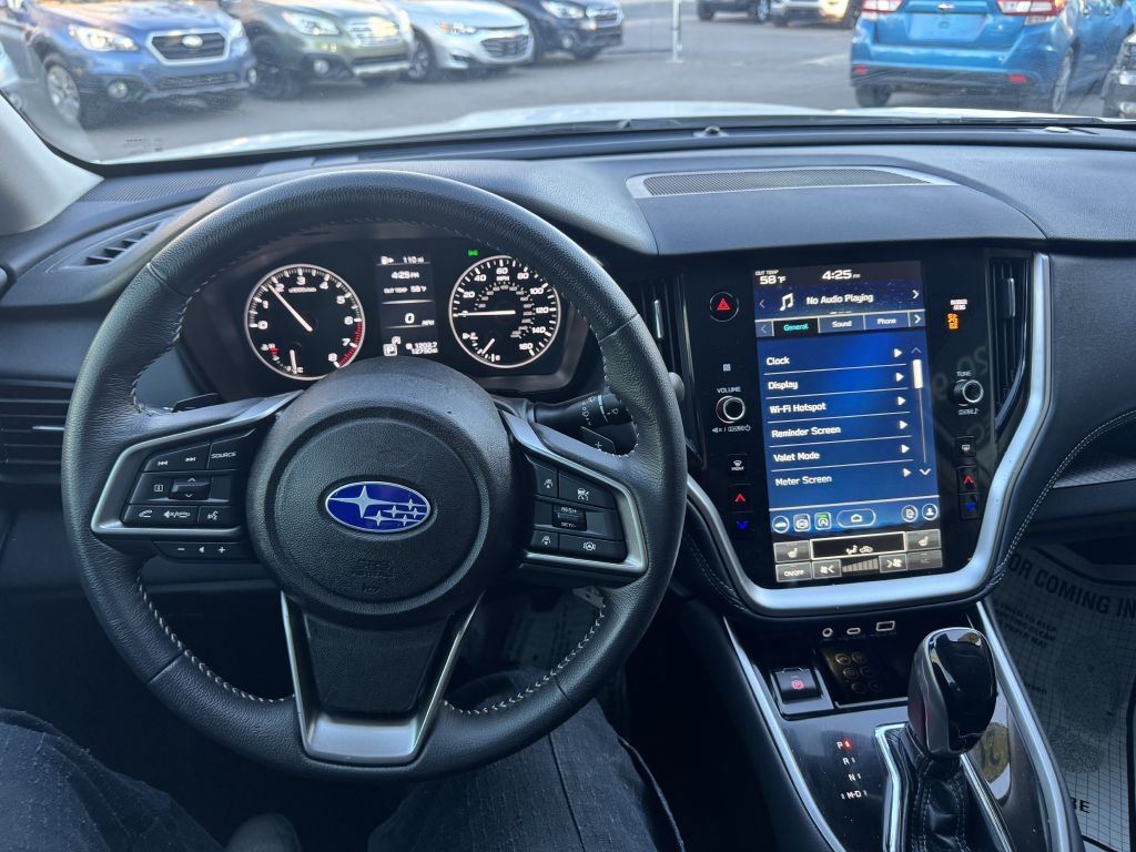 Subaru Legacy Premium 2025