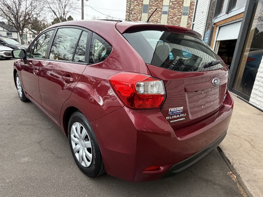 Subaru Impreza 2.0i PZEV CVT 5-Door 2015