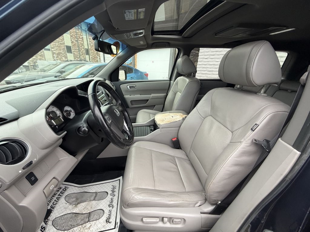 Honda Pilot EX-L 4WD 5-Spd AT with DVD 2010