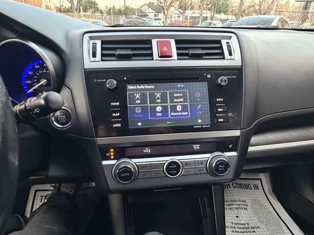 Subaru Outback 2.5i Limited 2015