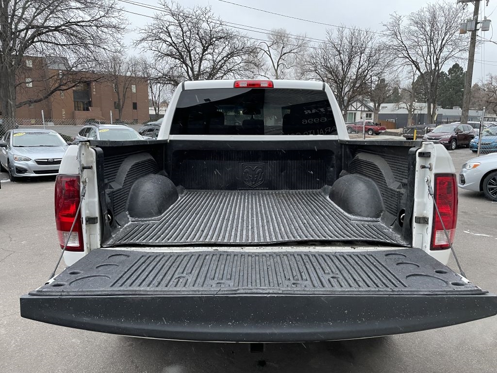 RAM 1500 Tradesman Crew Cab SWB 4WD 2017