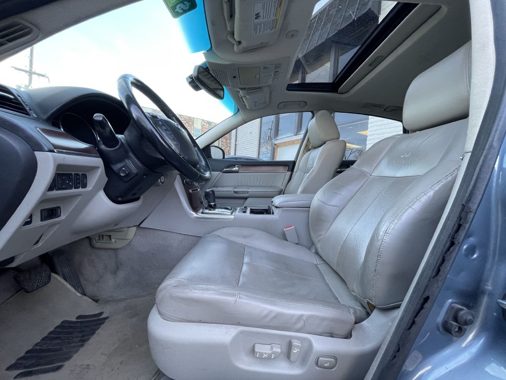 Infiniti M 45 AWD 2008