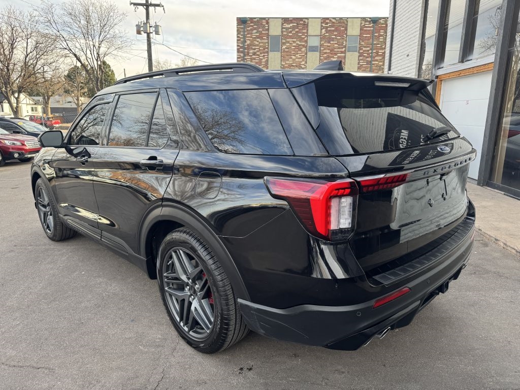 Ford Explorer ST AWD 2025
