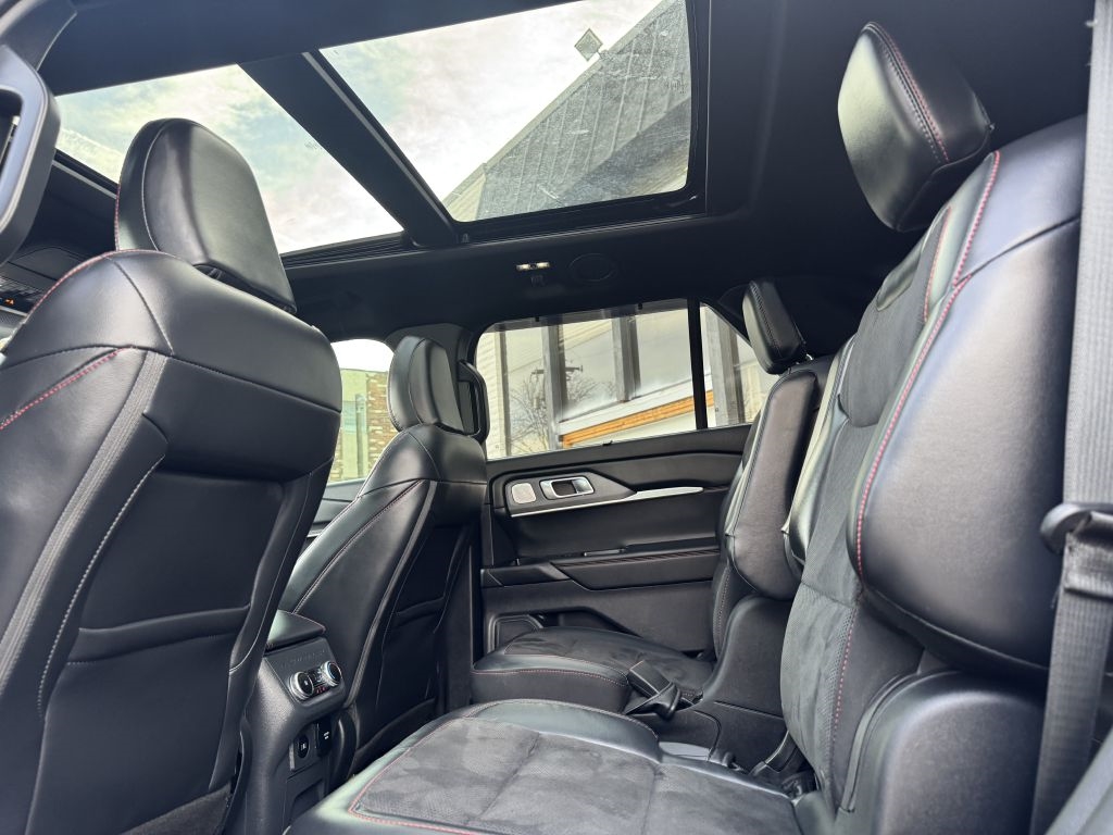 Ford Explorer ST AWD 2025