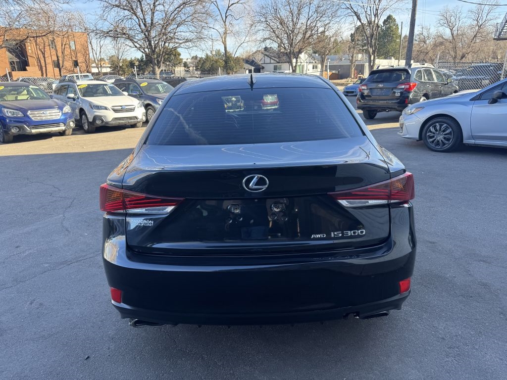 Lexus IS 300 AWD 2017