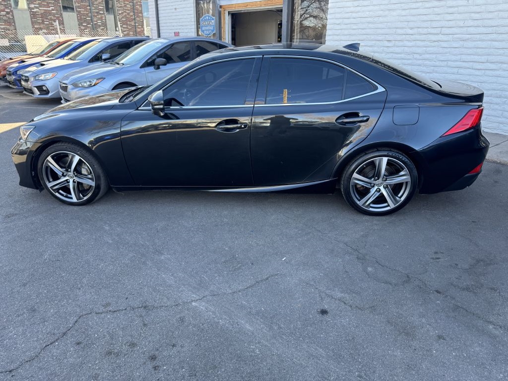 Lexus IS 300 AWD 2017