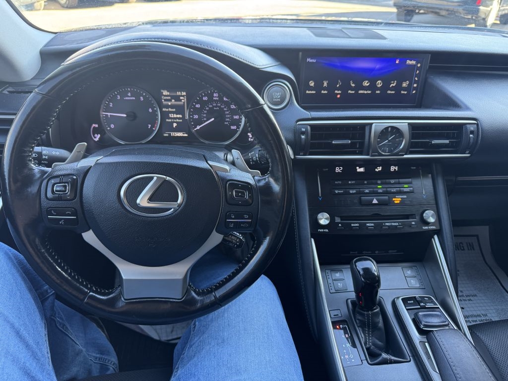 Lexus IS 300 AWD 2017